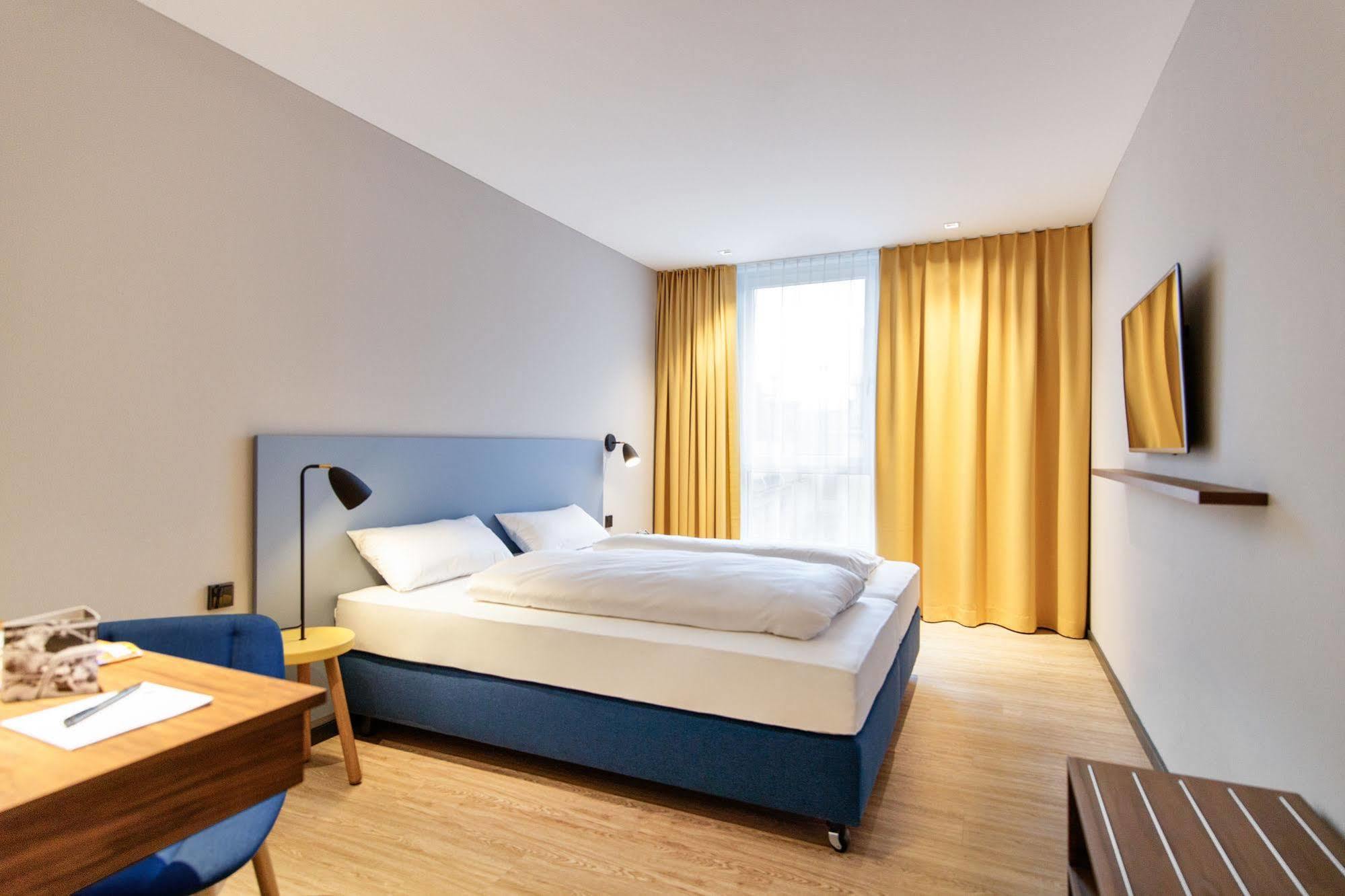 Elaya Hotel Göppingen Εξωτερικό φωτογραφία